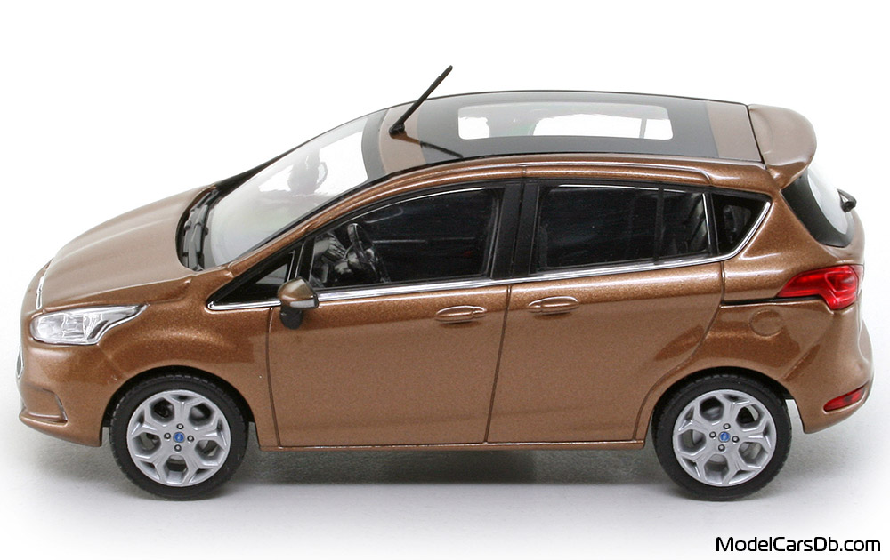 2012 - Ford B-Max Norev 1/43 (Кафяв) Страна