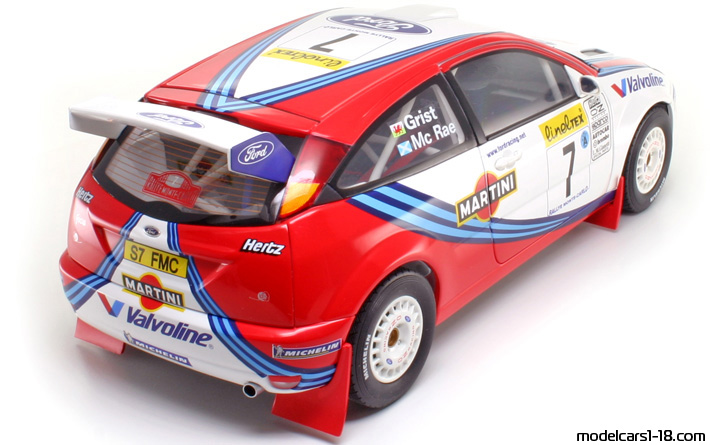 1999 - Ford Focus WRC AutoArt 1/18 (Бял / Червен) Задна дясна страна