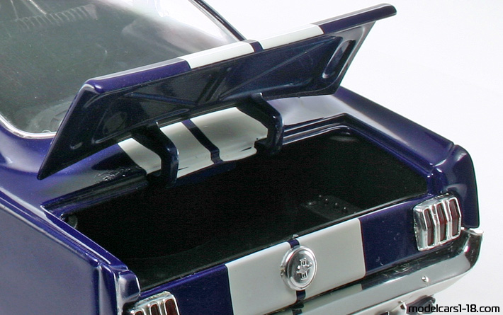 1966 - Ford Mustang Shelby GT350 Jouef Evolution 1/18 (Син / Бял) Багажник / Отварящи се фарове