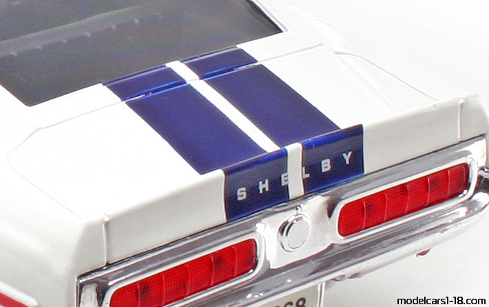 1968 - Ford Mustang Shelby GT500KR Road Signature 1/18 (Бял / Син) Багажник / Отварящи се фарове
