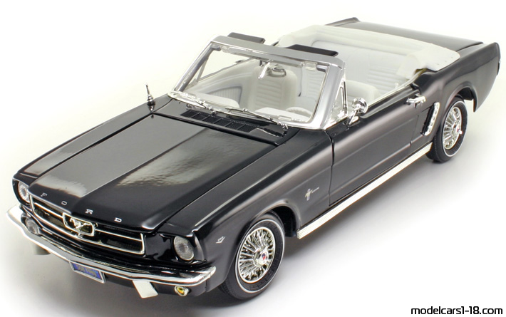 1964 - Ford Mustang Motor Max 1/18 (Black) Предна лява страна