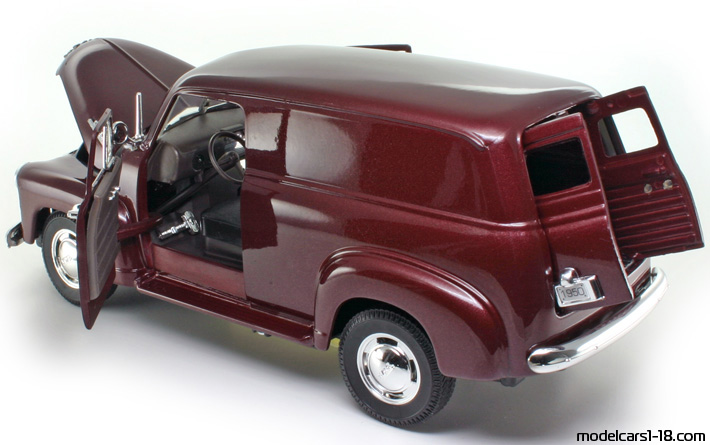 1950 - GMC Panel Truck Mira 1/18 (Червен) Отваряеми части