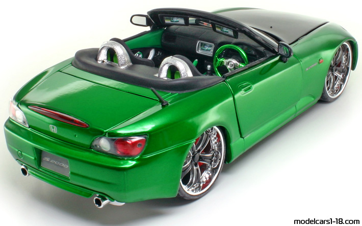 1999 - Honda S2000 Maisto 1/18 (Зелен / Черен) Задна дясна страна