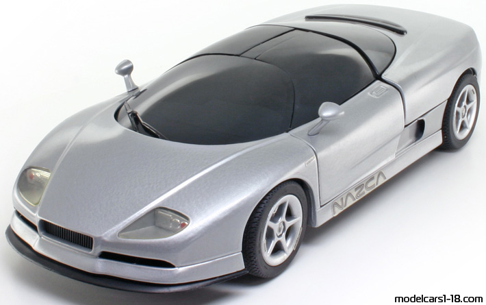 1991 - Italdesign Nazca M12 Concept Revell 1/18 (Сребрист) Предна лява страна