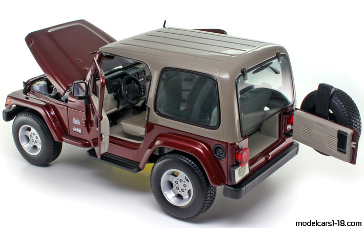 2003 - Jeep Wrangler Sahara Maisto 1/18 (Червен / Сив) Отваряеми части