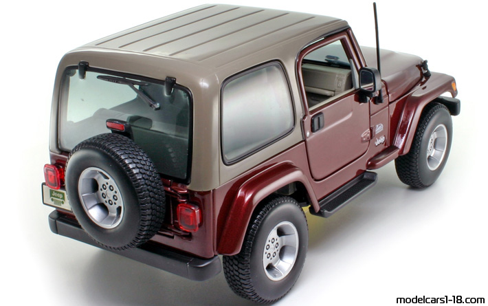 2003 - Jeep Wrangler Sahara Maisto 1/18 (Червен / Сив) Задна дясна страна