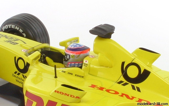 2002 - Jordan Honda EJ12 Hot Wheels 1/18 (Жълт / Черен) Интериор арматурно табло