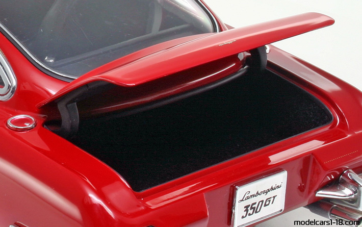 1964 - Lamborghini 350 GT Ricko 1/18 (Червен) Багажник / Отварящи се фарове