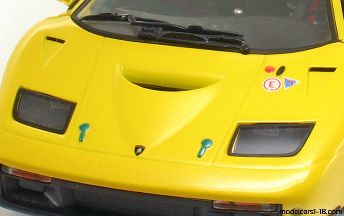 2001 - Lamborghini Diablo GTR Hot Wheels 1/18 (Жълт) Багажник / Отварящи се фарове