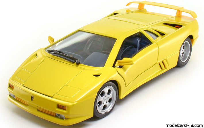 1995 - Lamborghini Diablo SE30 Maisto 1/18 (Red) Предна лява страна