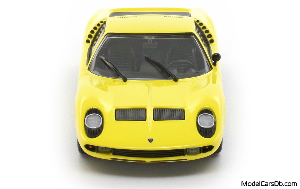 1966 - Lamborghini Miura P400 Minichamps 1/43 (Жълт / Черен) Предница
