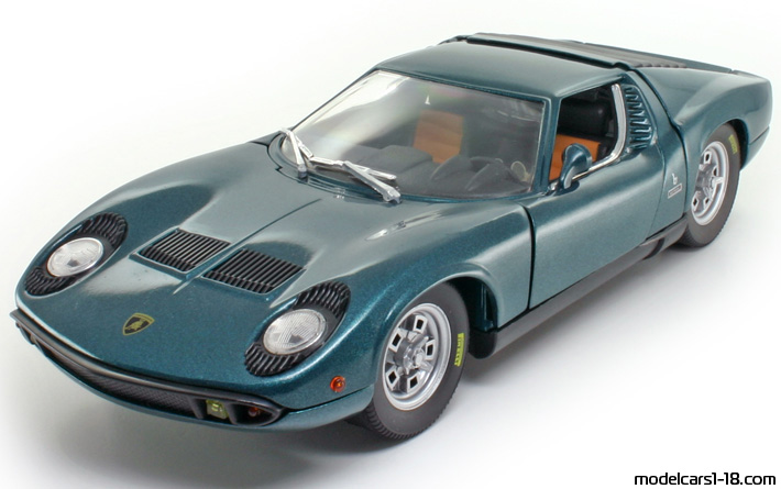 1967 - Lamborghini Miura P400 Anson 1/18 (Зелен / Черен) Предна лява страна