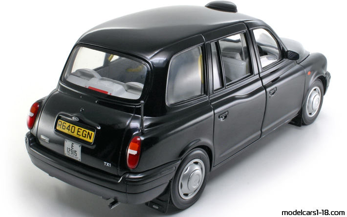 1998 - London Taxi TX1 Sun Star 1/18 (Черен) Задна дясна страна