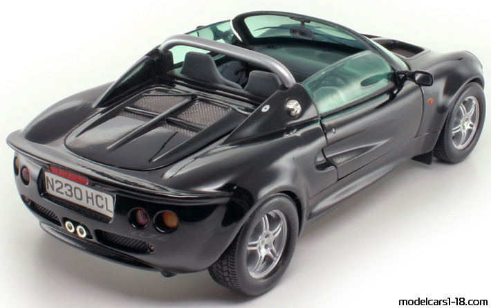 1996 - Lotus Elise Chrono 1/18 (Черен) Задна дясна страна