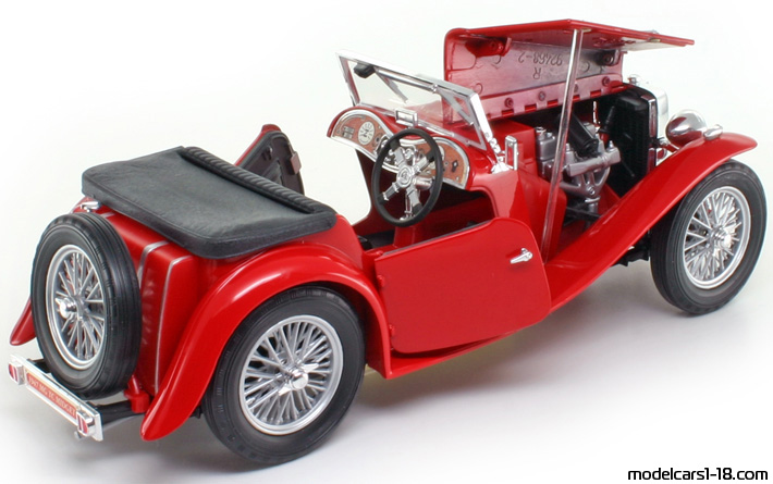 1947 - MG TC Midget Road Signature 1/18 (Червен) Отваряеми части