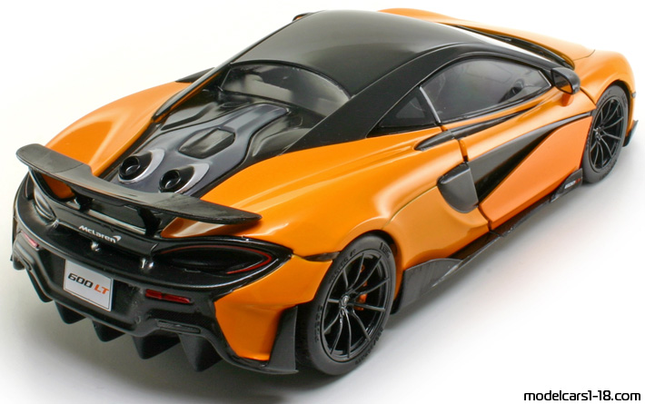 2018 - McLaren 600LT Solido 1/18 (Оранжев / Черен) Задна дясна страна