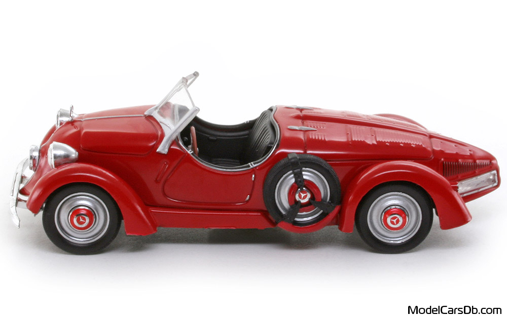 1935 - Mercedes 150H Sport Roadster DeAgostini 1/43 (Червен) Страна
