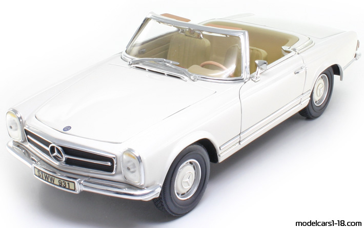 1963 - Mercedes 280 SL (W113) Anson 1/18 (White) Предна лява страна