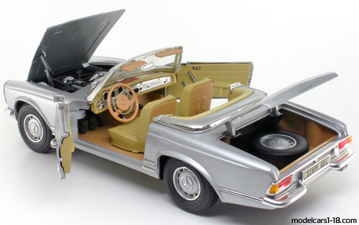 1963 - Mercedes 280 SL (W113) Anson 1/18 (Сребрист) Отваряеми части