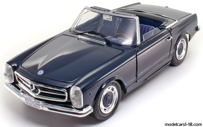 1963 - Mercedes 280 SL (W113) Techno Giodi 1/18 (Blue) Предна лява страна
