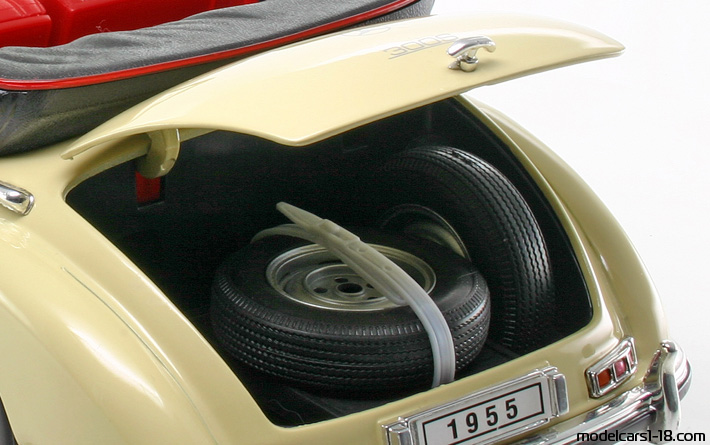 1955 - Mercedes 300 S (W188) Welly 1/18 (Бял) Багажник / Отварящи се фарове