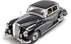 Mercedes 300 (W186) (седан) 1955 Ricko 1:18 - Детайли