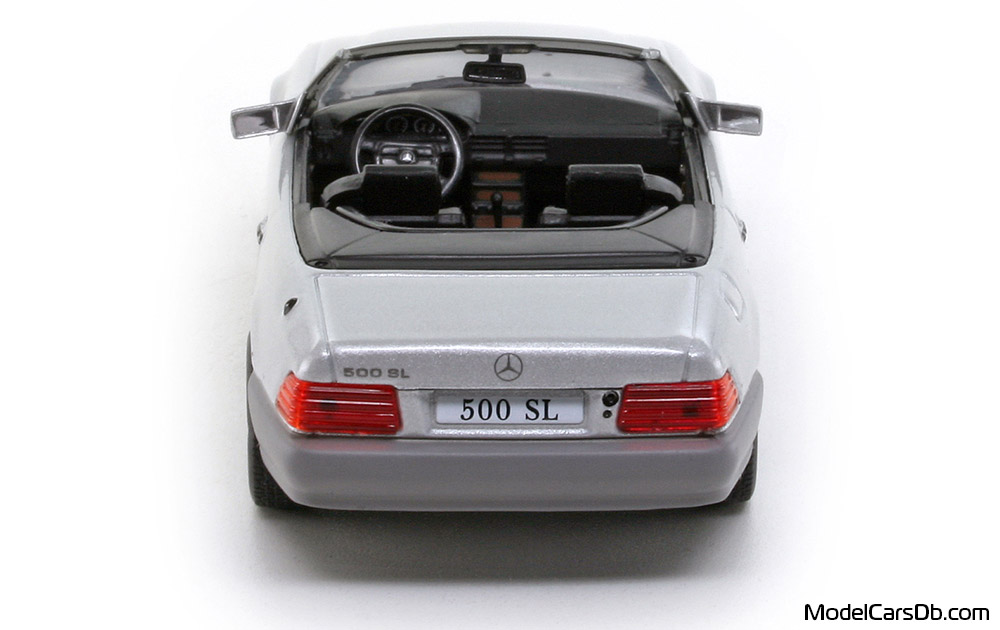 1989 - Mercedes 500 SL (R129) DeAgostini 1/43 (Сребрист / Сив) Задница