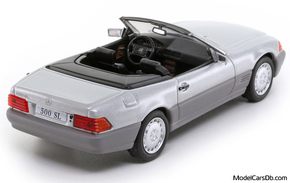 1989 - Mercedes 500 SL (R129) DeAgostini 1/43 (Сребрист / Сив) Задна дясна страна