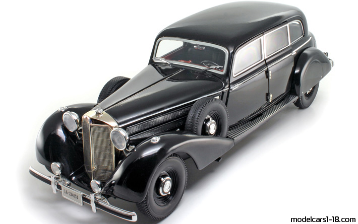 1938 - Mercedes 770 K (W150) Signature Models 1/18 (Черен) Предна лява страна