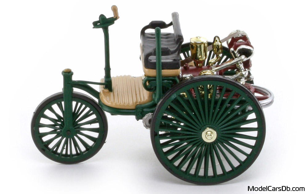 1886 - Mercedes Benz Patent-Motorwagen DeAgostini 1/43 (Зелен) Страна
