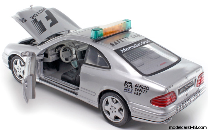 1997 - Mercedes CLK 55 AMG (C208) Safety Car Anson 1/18 (Сребрист) Отваряеми части