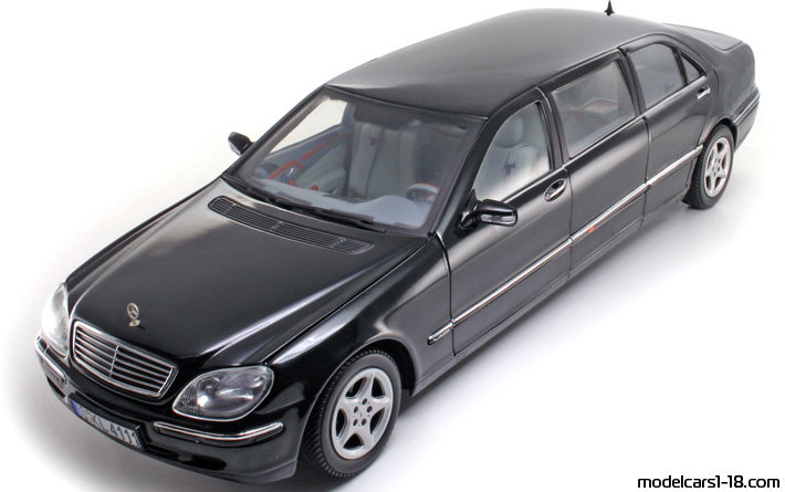 2000 - Mercedes S 600 Pullman (W220) Sun Star 1/18 (Black) Предна лява страна