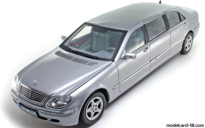 2000 - Mercedes S 600 Pullman (W220) Sun Star 1/18 (Сребрист) Предна лява страна