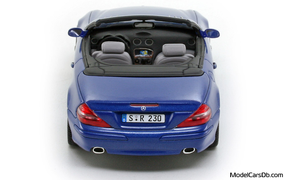 2006 - Mercedes SL 500 (R230) Minichamps 1/43 (Син) Задница