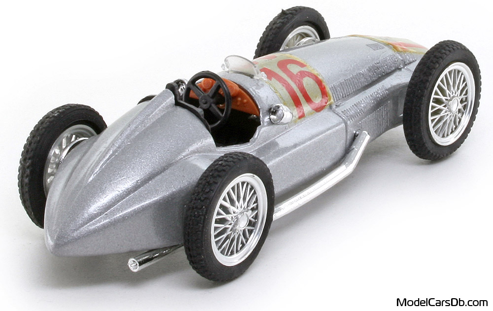 1939 - Mercedes W154 Brumm 1/43 (Сребрист) Задна дясна страна