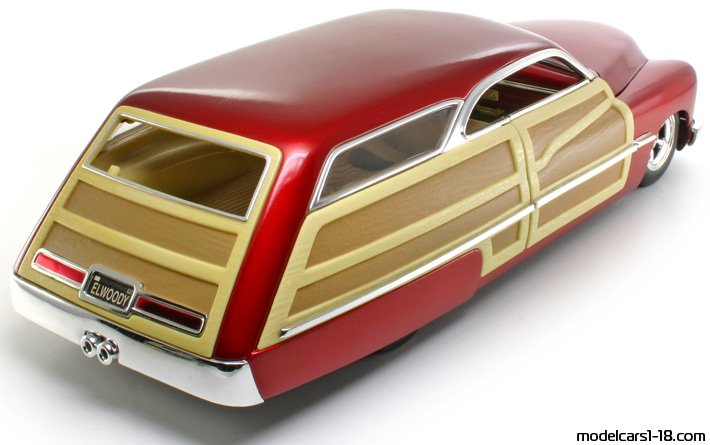 1950 - Mercury Eight Woodie Hot Wheels 1/18 (Син) Задна дясна страна