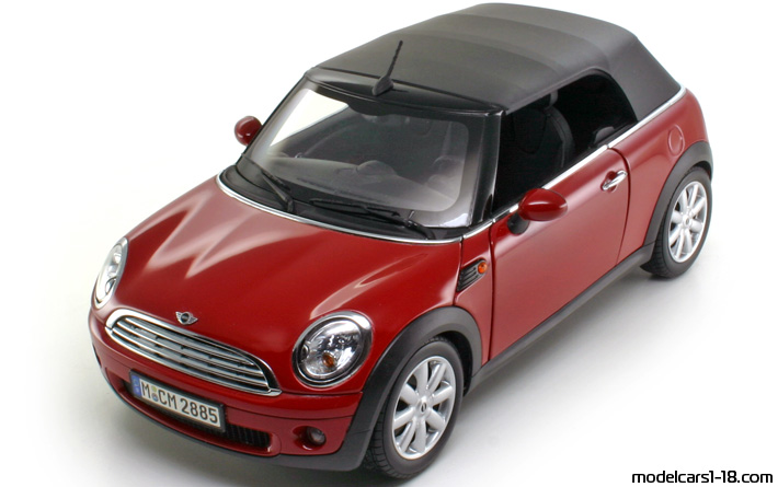 2003 - Mini Cooper Kyosho 1/18 (Червен) Предна лява страна