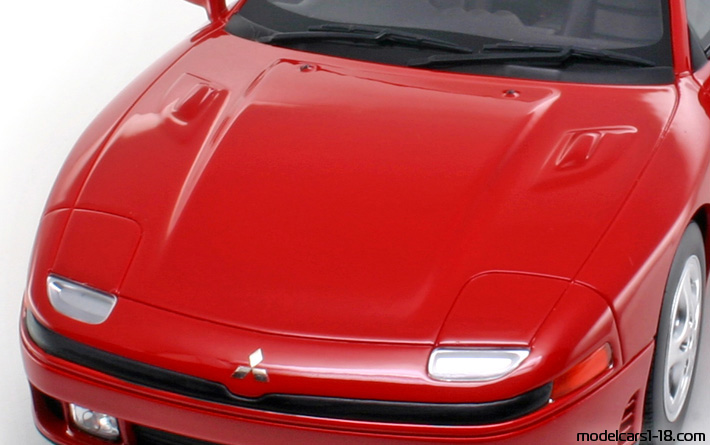 1990 - Mitsubishi 3000 GTO Otto Models 1/18 (Червен) Двигател