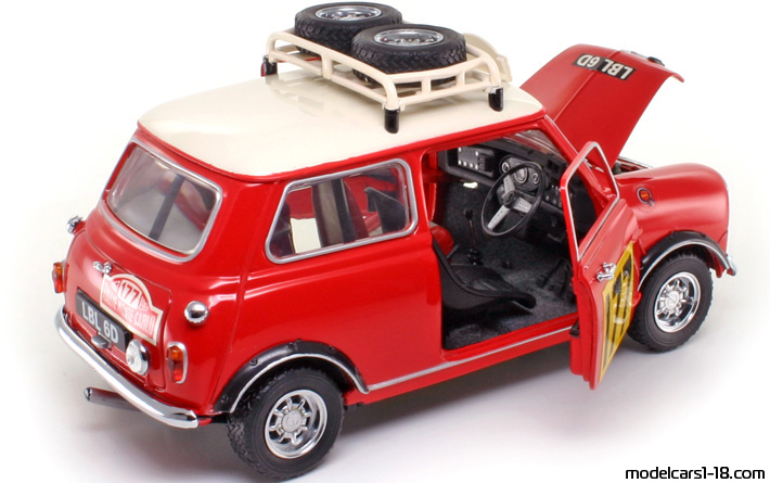 1967 - Morris Mini Cooper 1275S Kyosho 1/18 (Червен / Бял) Отваряеми части