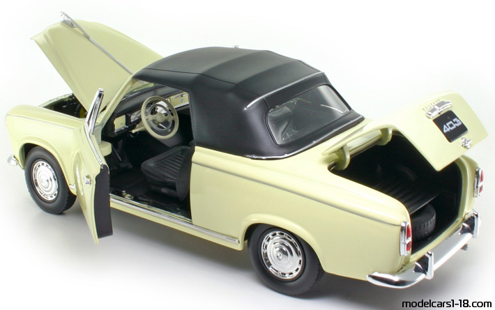 1957 - Peugeot 403 Welly 1/18 (Бял) Отваряеми части