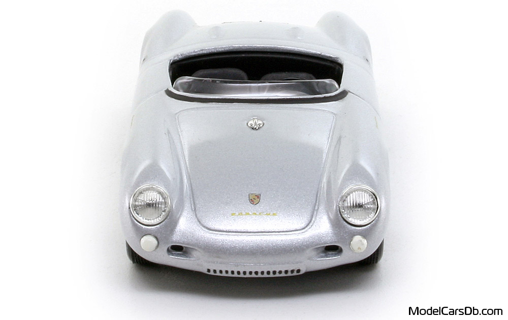 1955 - Porsche 550 Spyder Minichamps 1/43 (Сребрист) Предница