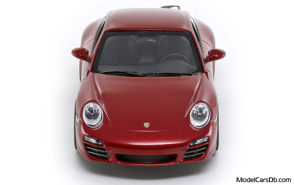 2009 - Porsche 911 Carrera 4S (997) Minichamps 1/43 (Червен) Предница