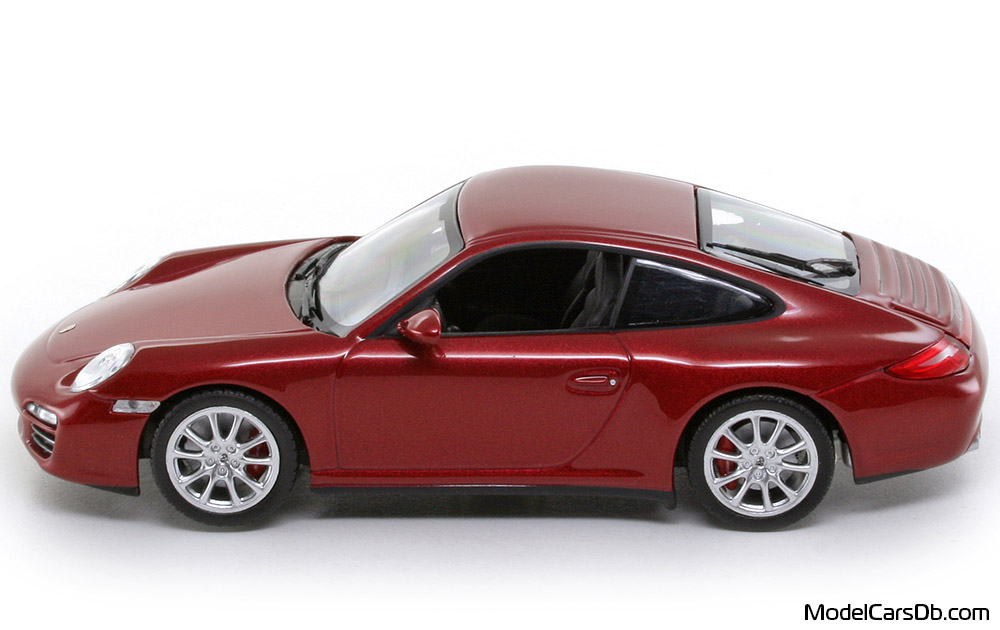2009 - Porsche 911 Carrera 4S (997) Minichamps 1/43 (Червен) Страна