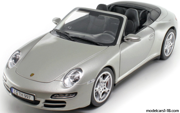 2006 - Porsche 911 Carrera 4S Cabriolet (997) Norev 1/18 (Сребрист) Предна лява страна