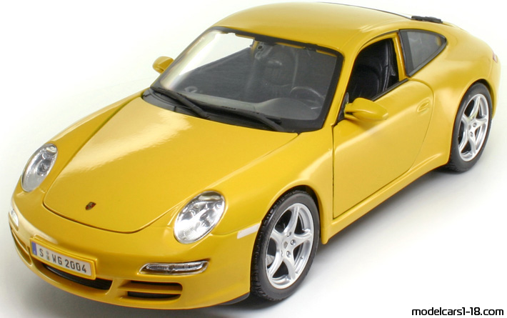 2004 - Porsche 911 Carrera S (997) Maisto 1/18 (Жълт) Предна лява страна