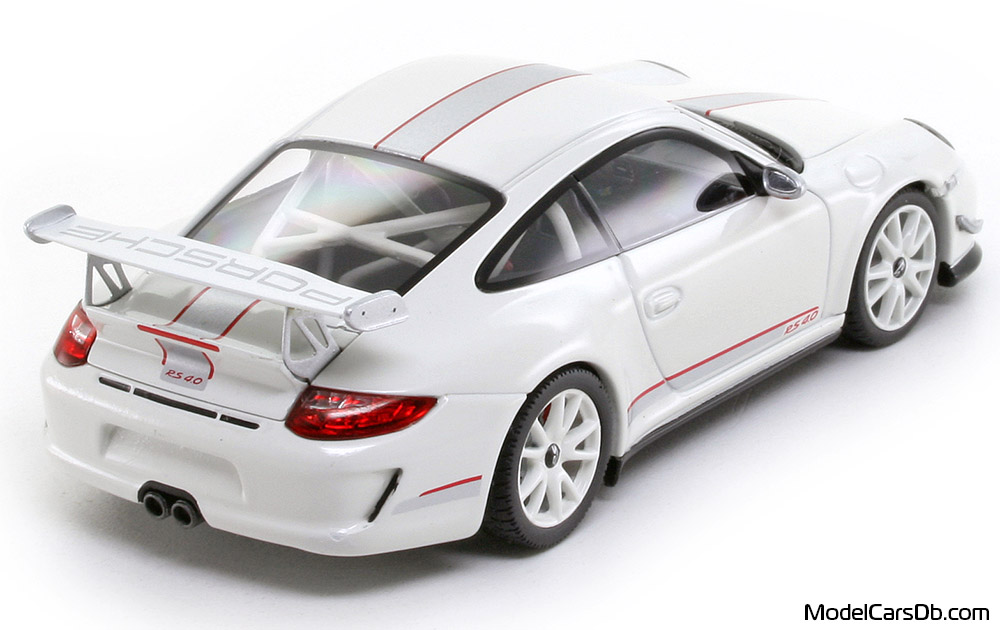 2011 - Porsche 911 GT3 RS 4.0 (997) Minichamps 1/43 (Бял / Сребрист) Задна дясна страна
