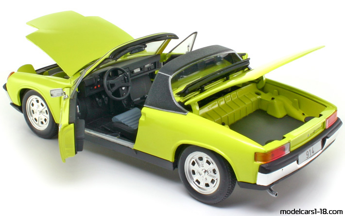 1969 - Porsche 914/4 Revell 1/18 (Жълт) Отваряеми части