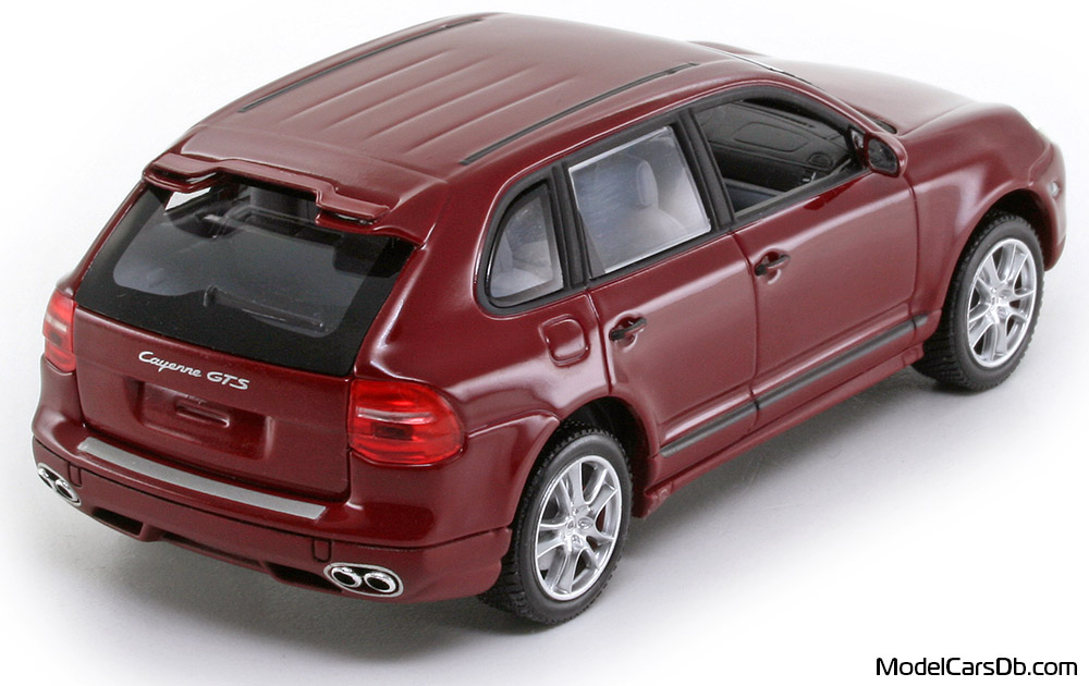 2007 - Porsche Cayenne GTS (9PA) Minichamps 1/43 (Червен) Задна дясна страна