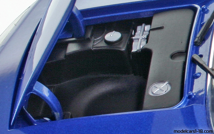 1981 - Renault Alpine A310 V6 Norev 1/18 (Син) Багажник / Отварящи се фарове