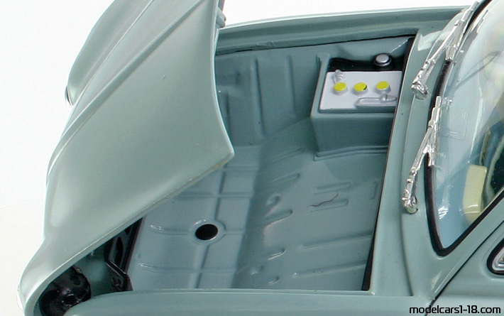 1958 - Renault Dauphine Norev 1/18 (Сив) Багажник / Отварящи се фарове